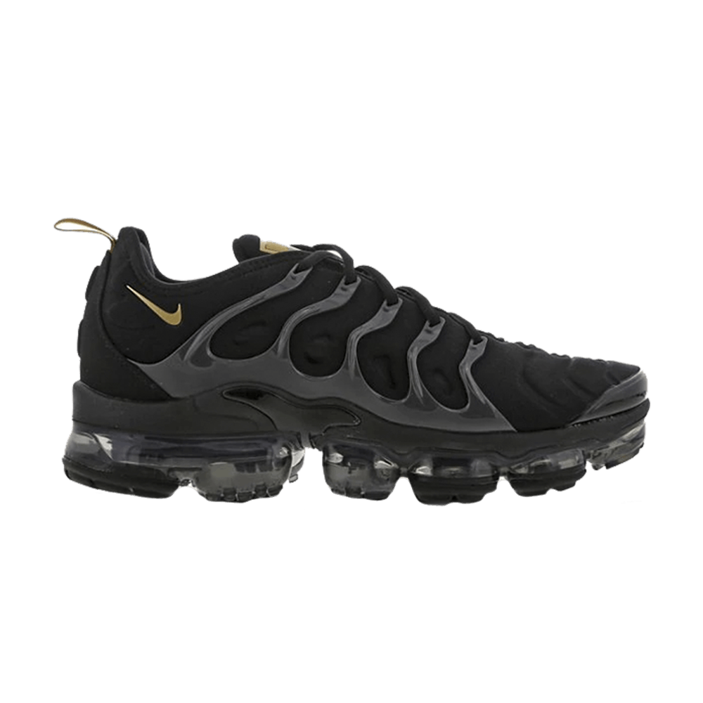 VaporMax Plus 'Black Metallic Gold'