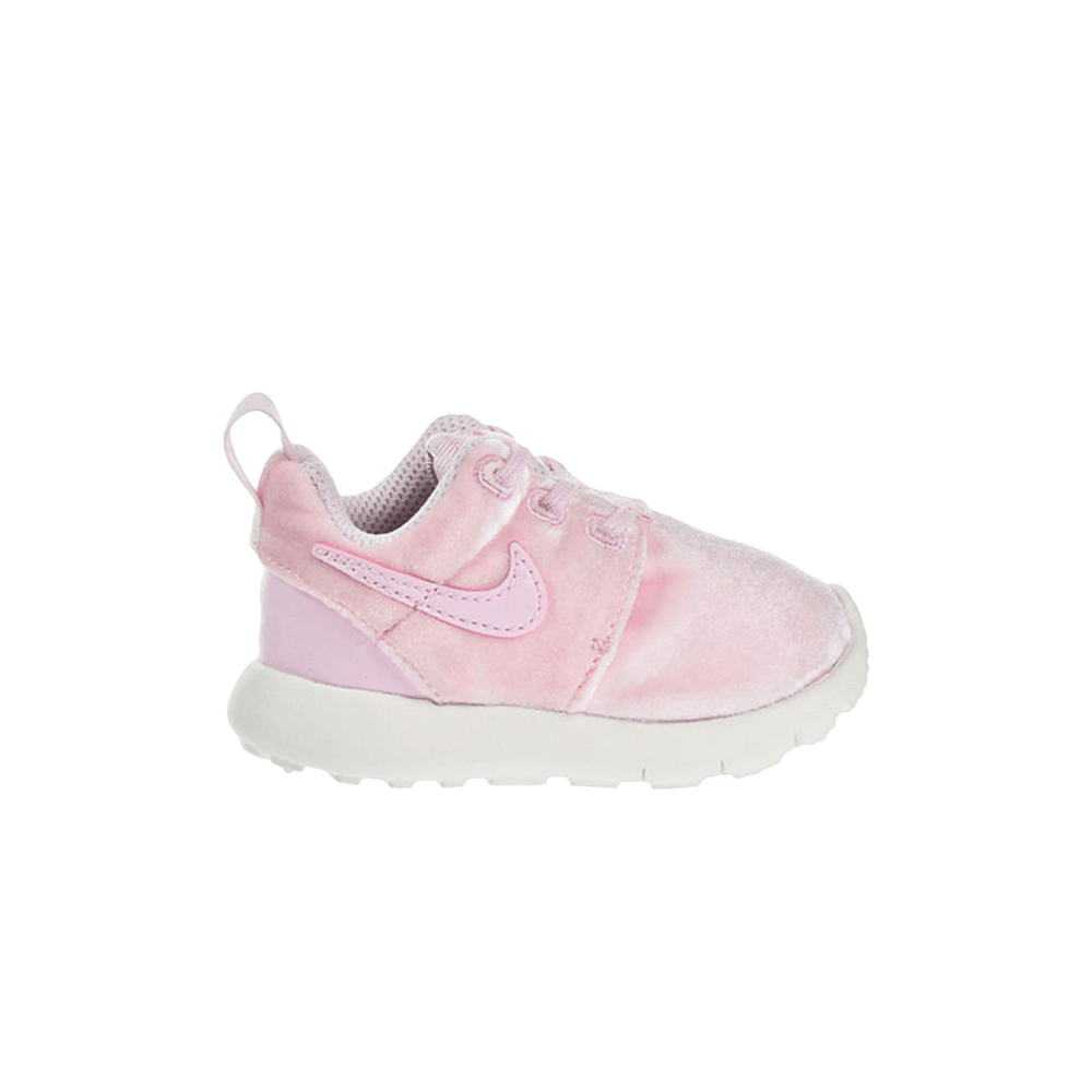 Roshe One TD 'Arctic Pink'