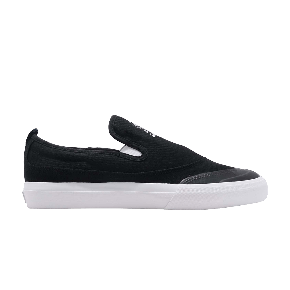 Matchcourt Slip-On 'Core Black'