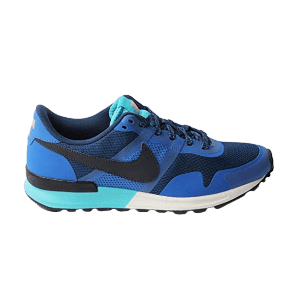 Air Pegasus 83/30 'Brave Blue'