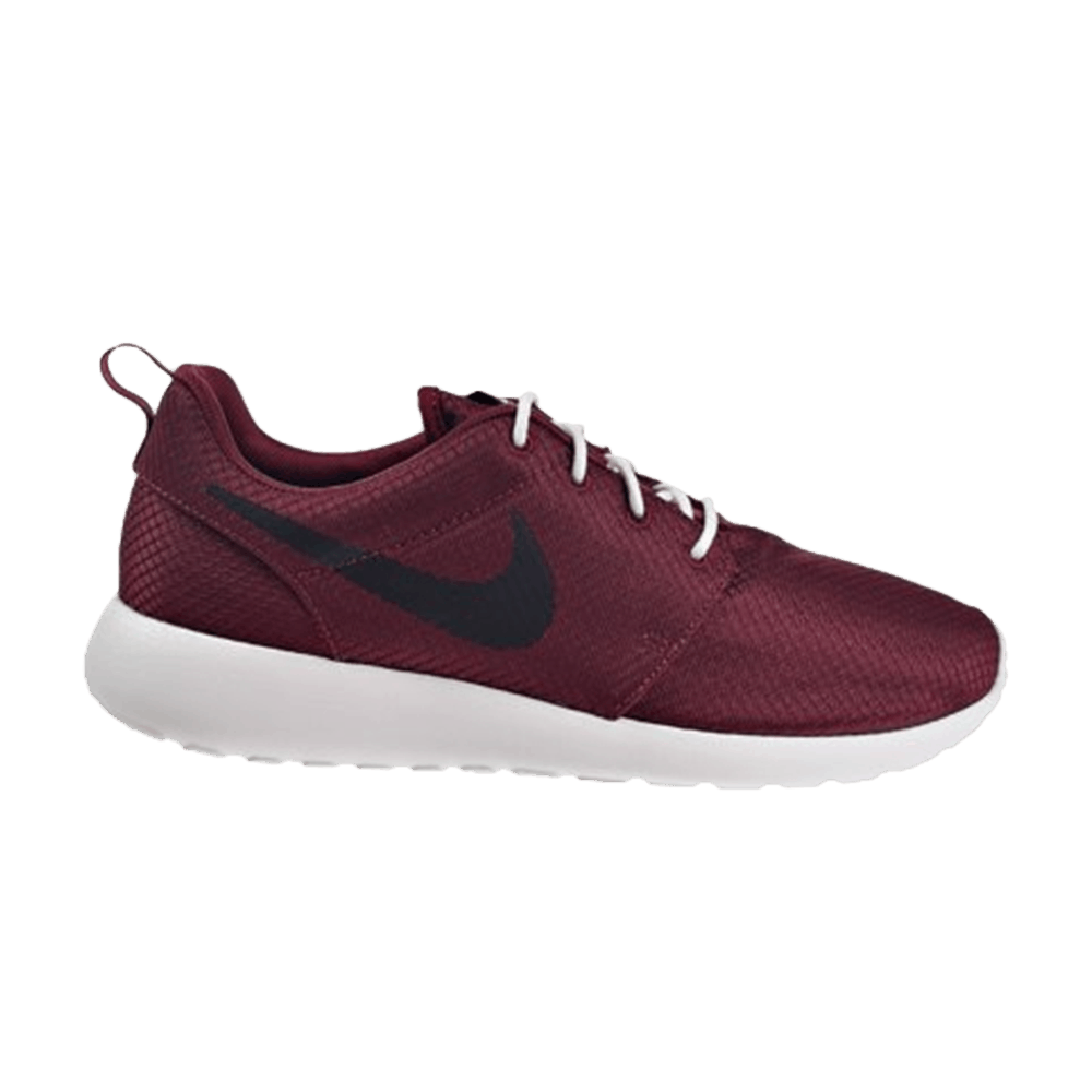 Roshe One 'Team Red'