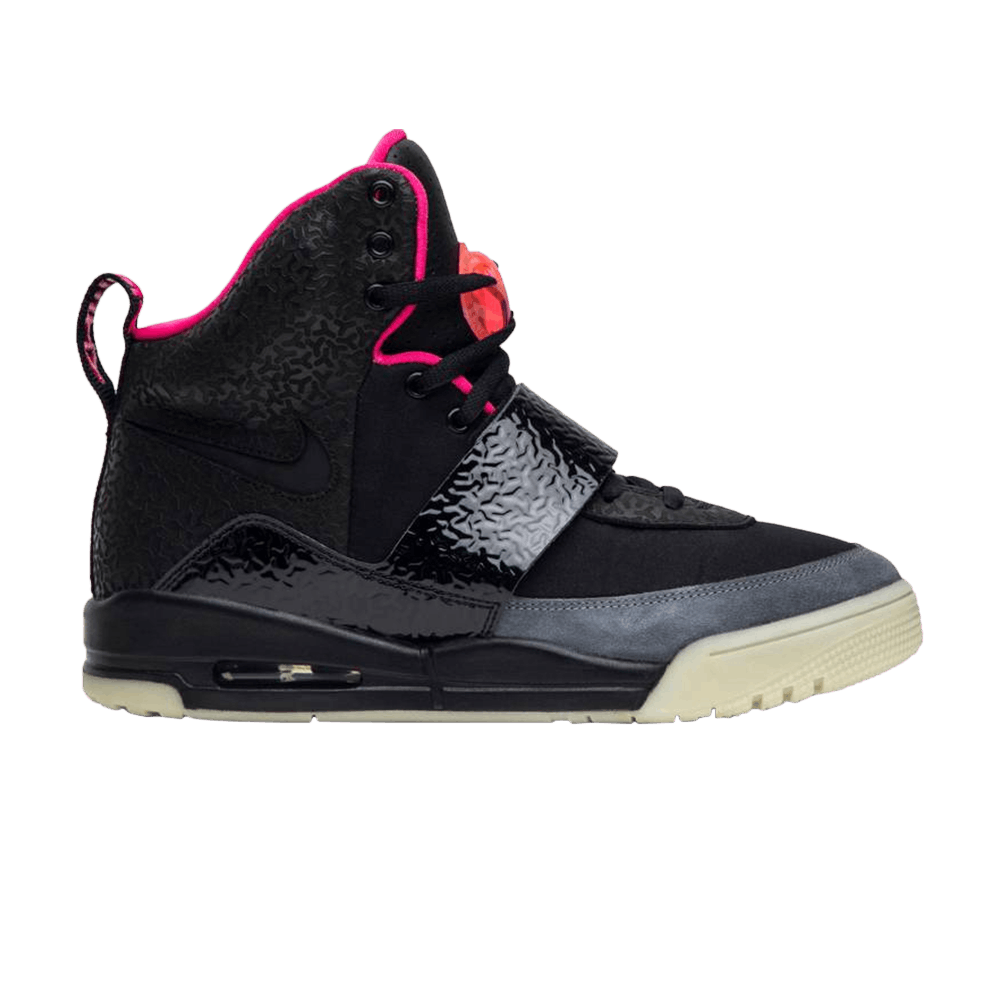 Buy Air Yeezy Glow In The Dark Tour Sample FA08 URBAN 707 131895 GOAT