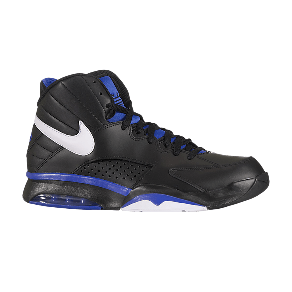 Air Maestro Flight 'Varsity Royal'