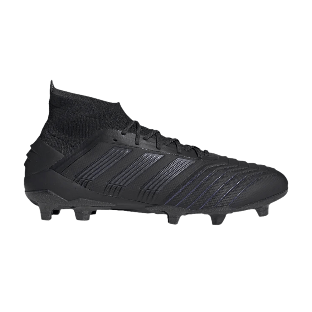 Predator 19.1 FG 'Triple Black'