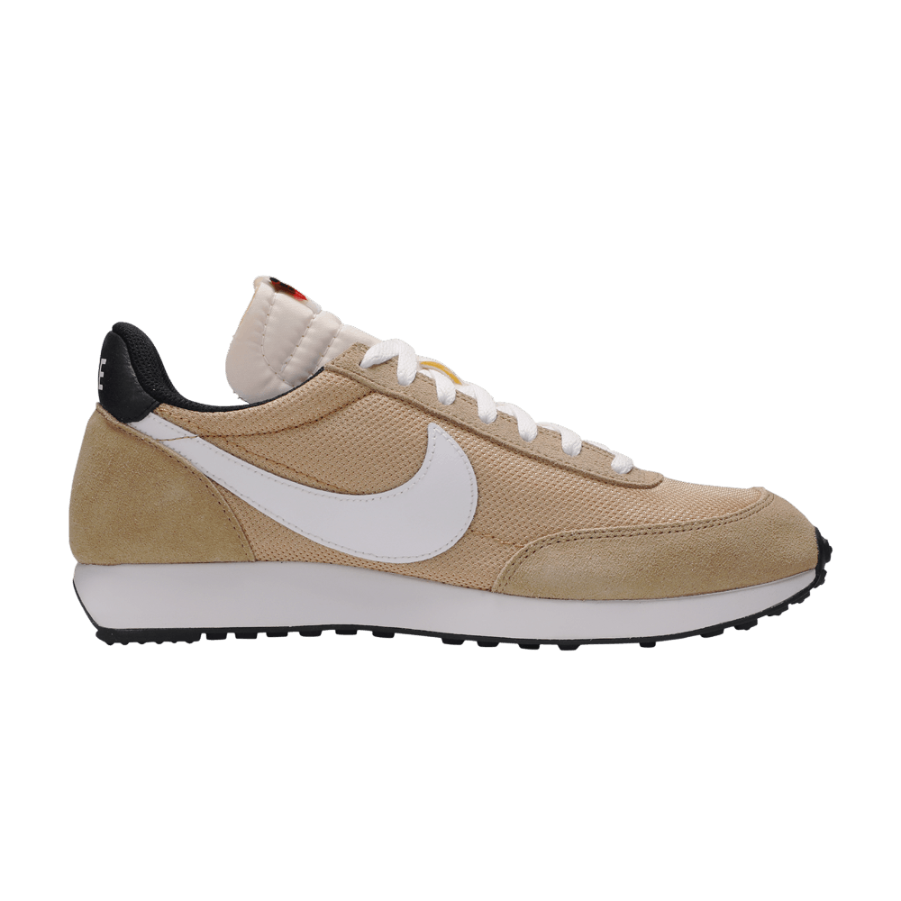 Air Tailwind 79 'Parachute Beige'