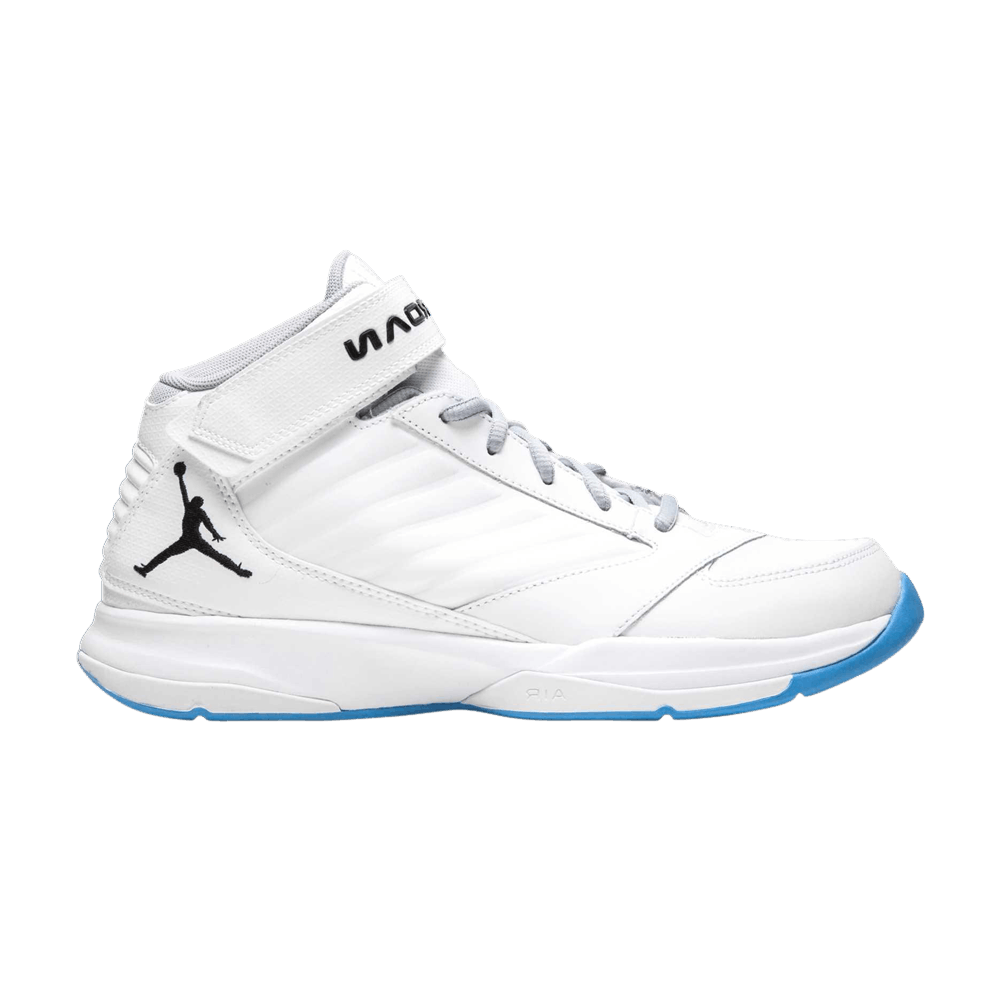 Jordan BCT Mid 3 'White University Blue'