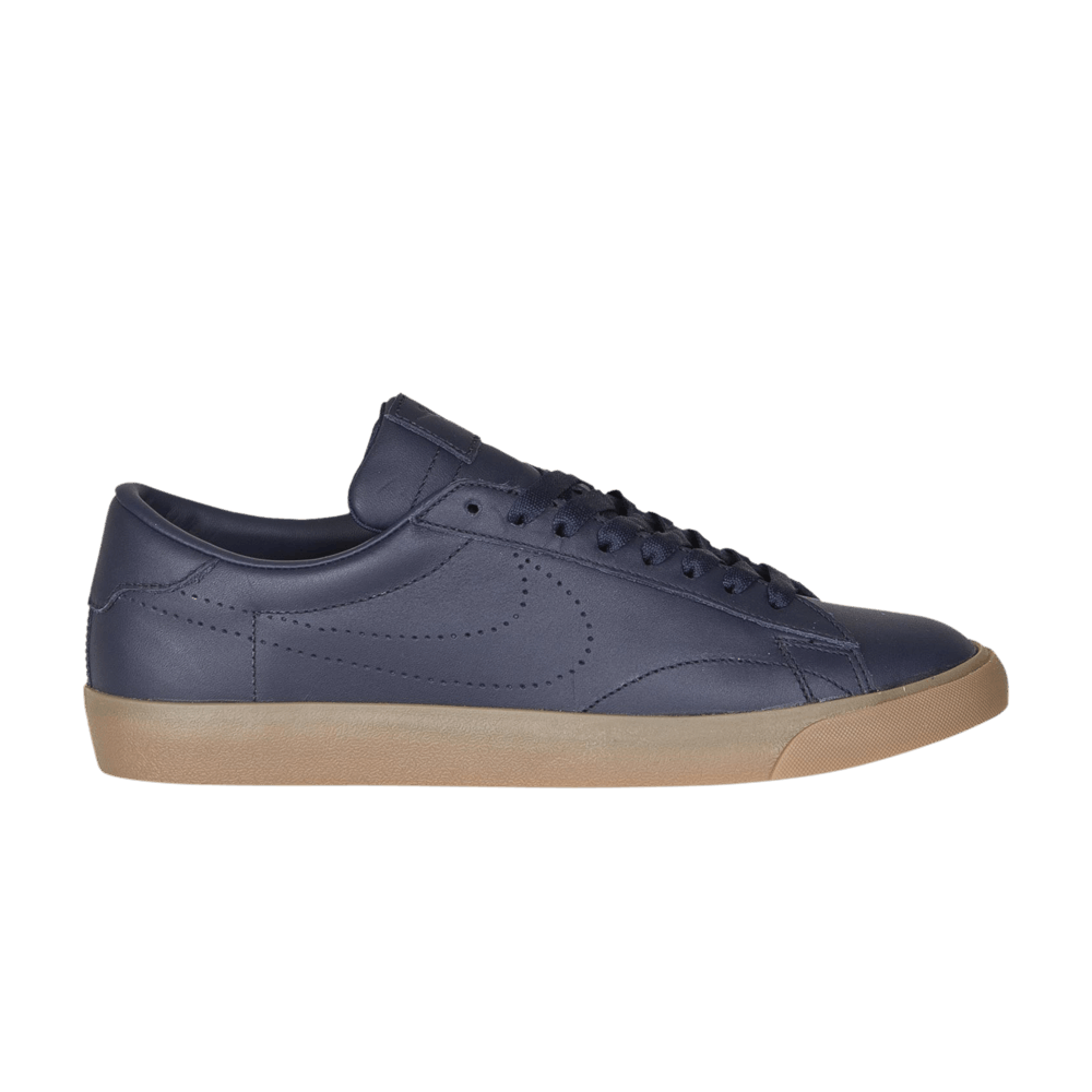 Tennis Classic AC SP 'Obsidian Gum'