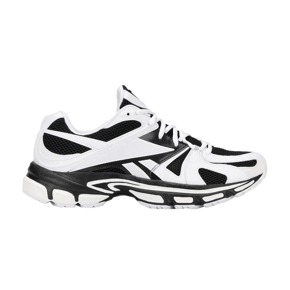 Vetements Spike Runner 200 'White Black'