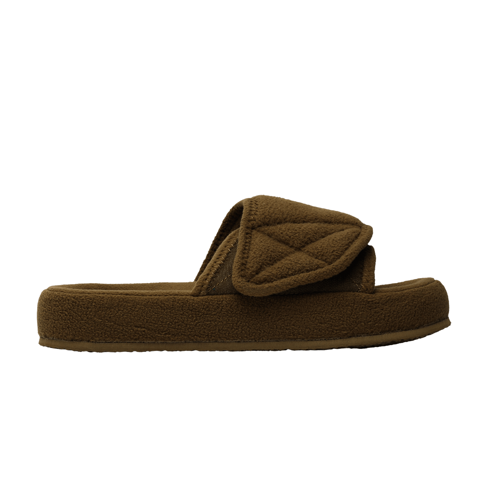 Yeezy Season 7 Fleece Slide 'Trench'