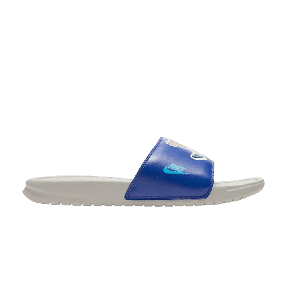 NIKE BENASSI JDI PRINT SLIDE 'HIKER CARTOON - LIGHT BONE'
