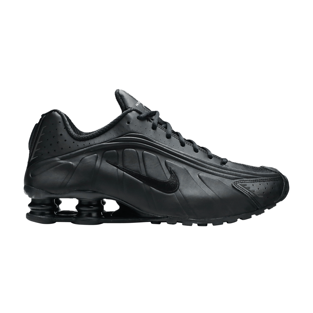 Shox R4 'Triple Black'