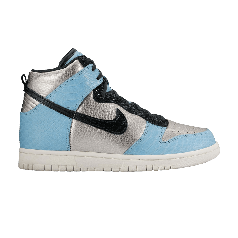 NIKE WMNS DUNK HIGH LX 'METALLIC SILVER MICA BLUE'