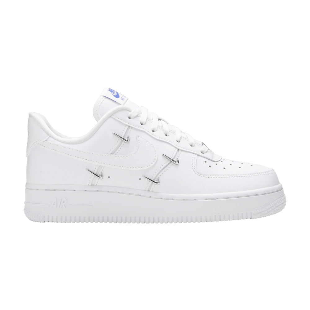 NIKE WMNS AIR FORCE 1 '07 LX 'SISTERHOOD - WHITE METALLIC SILVER'