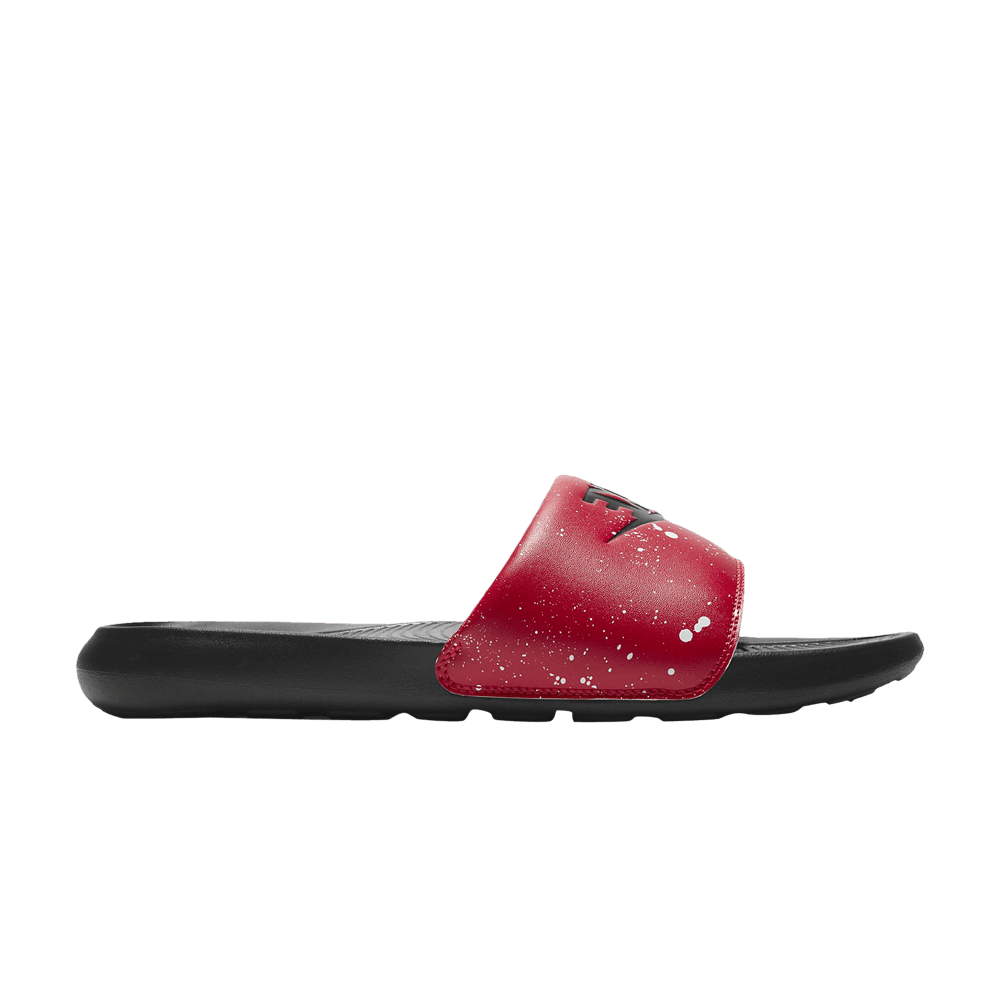 NIKE VICTORI ONE PRINTED SLIDE 'PAINT SPLATTER - UNIVERSITY RED'