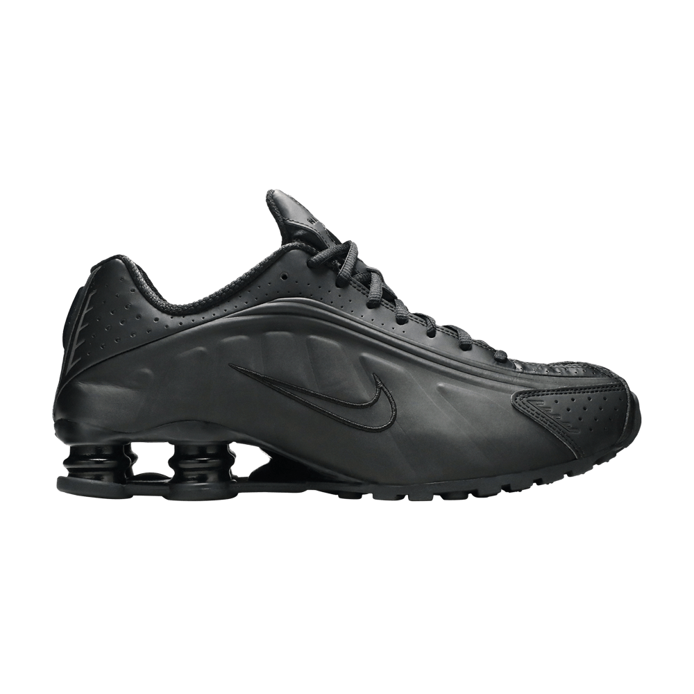 Shox R4 'Triple Black'