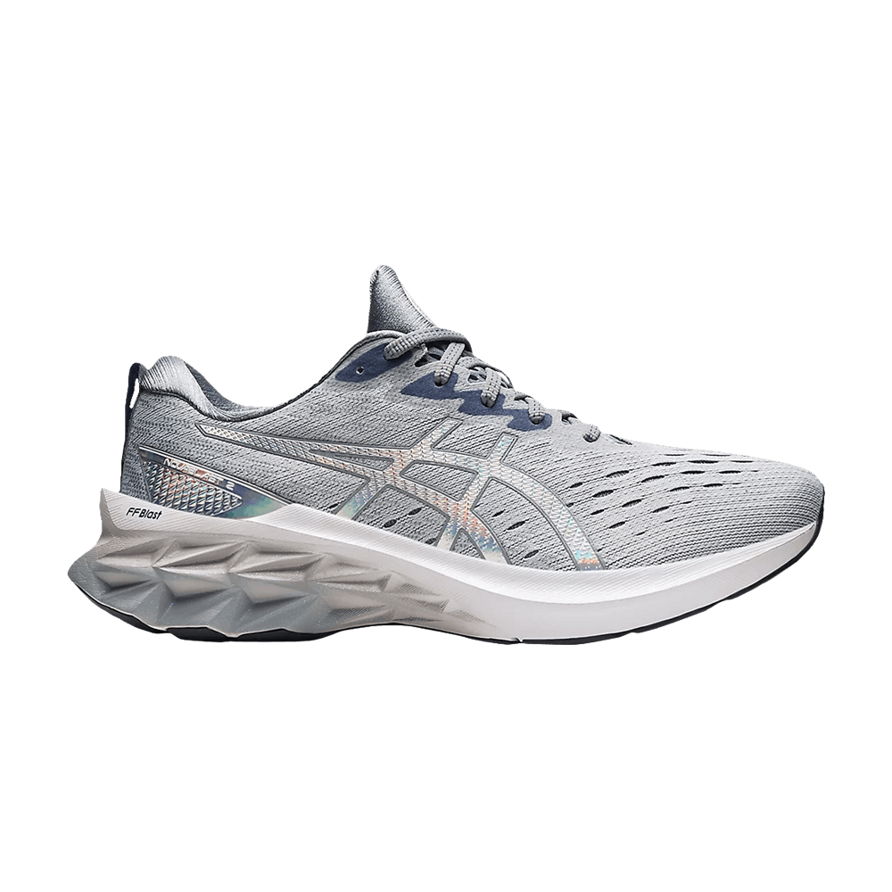 Asics Novablast 2 'Platinum'