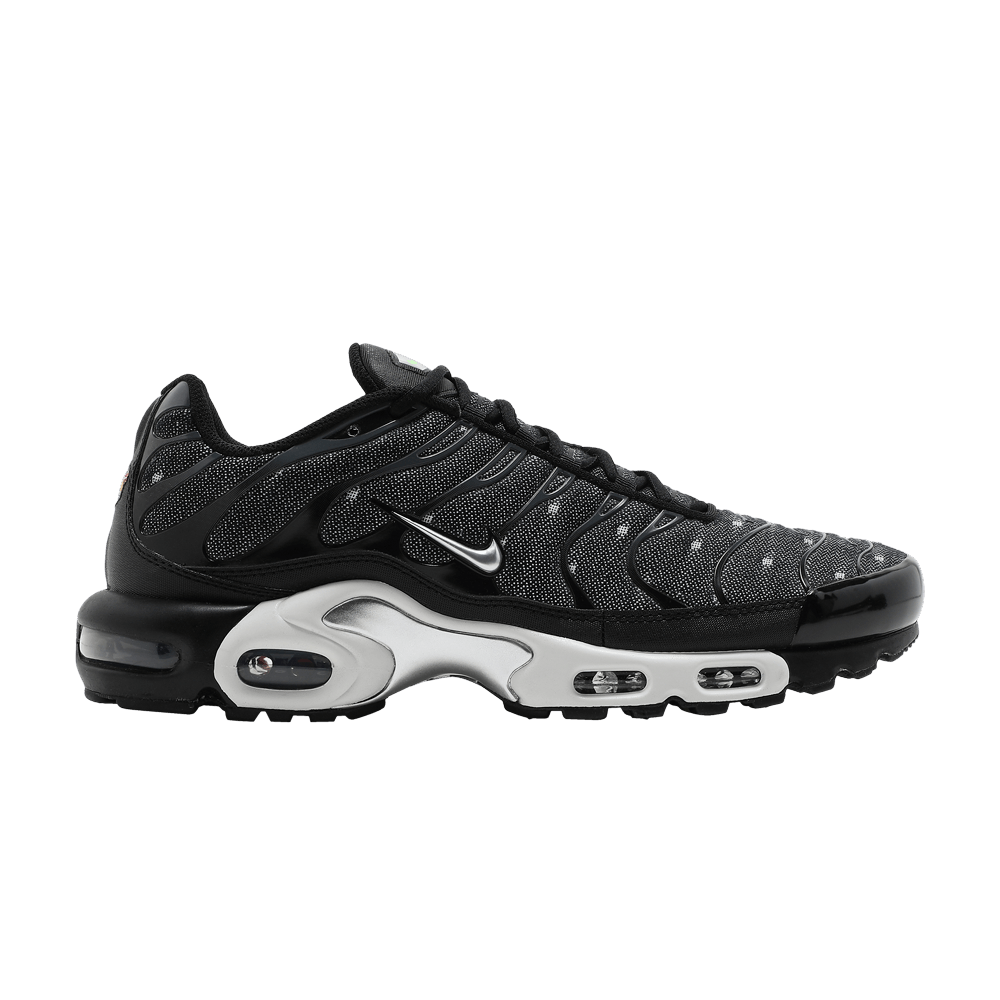 Nike Air Max Plus SE 'Black Chrome'