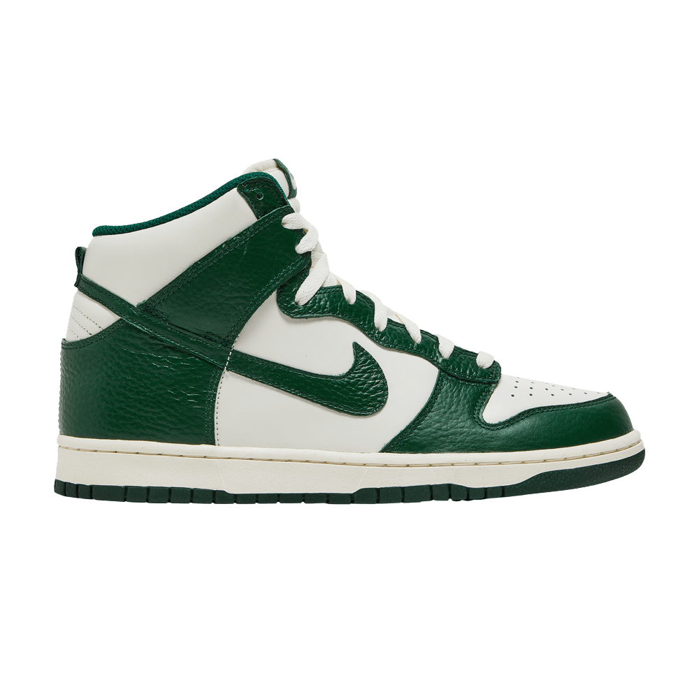 Click to view more detailed imagery on our partner's website Pre-owned Nike Dunk High 'gorge Green'