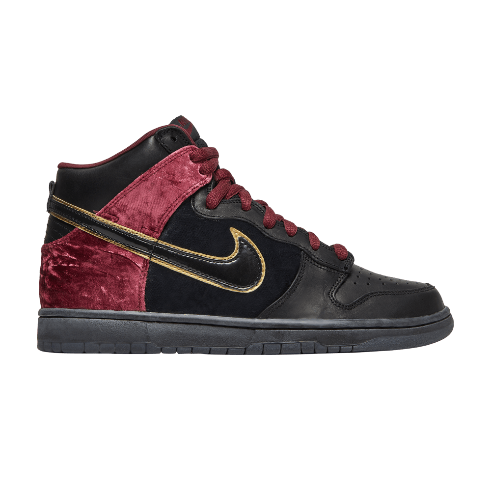 Nike Dunk High Premium SB 'Bloody Sunday'