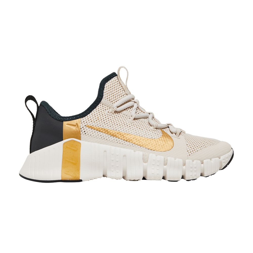 NIKE WMNS FREE METCON 3 'LIGHT OREWOOD BROWN'