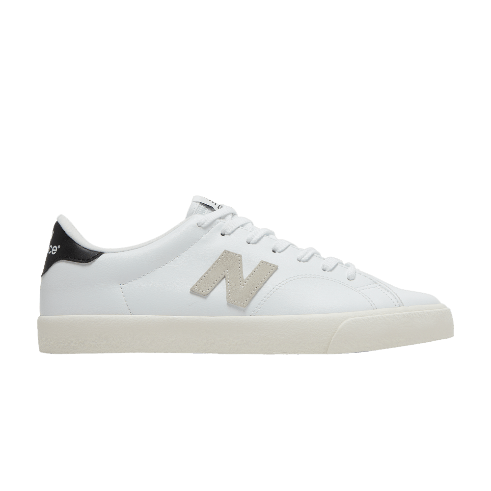 210 Pro Court 'White Black'