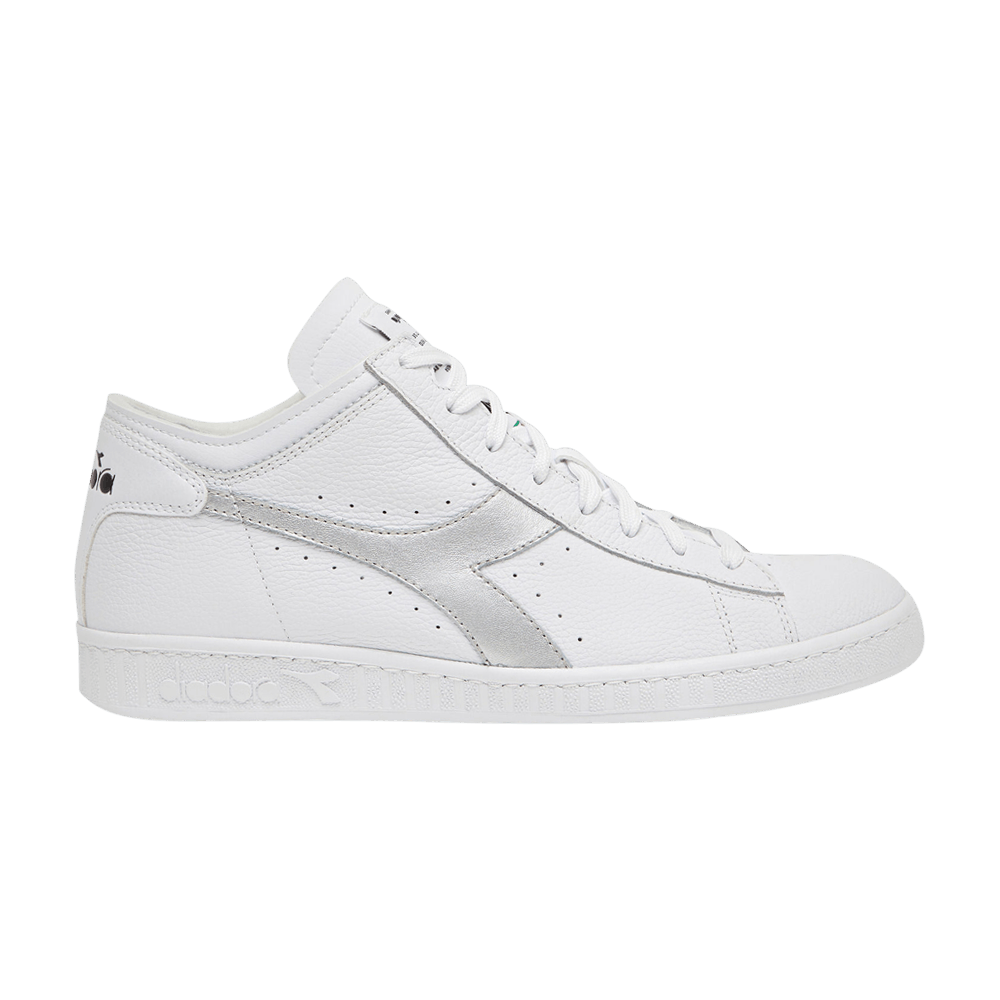 Game Row Cut Metal 'White Silver'