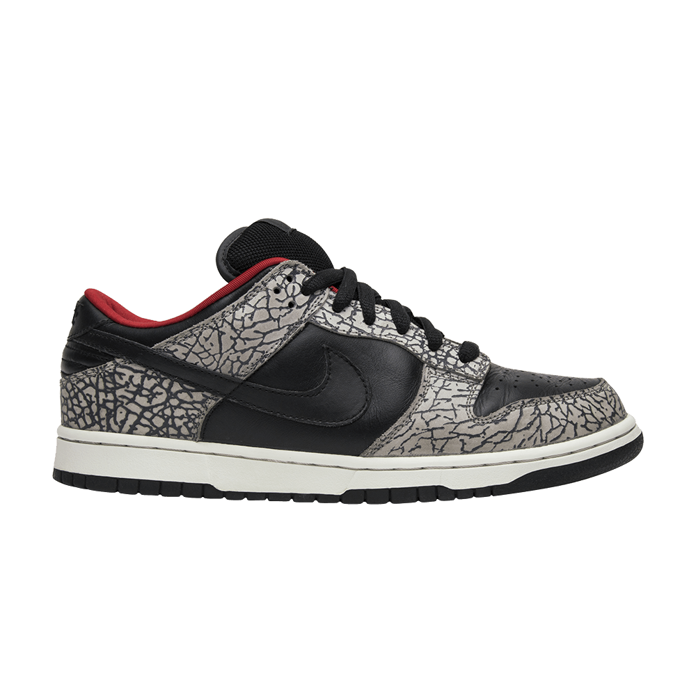 Nike SB Dunk Low Supreme Black Cement (2002)