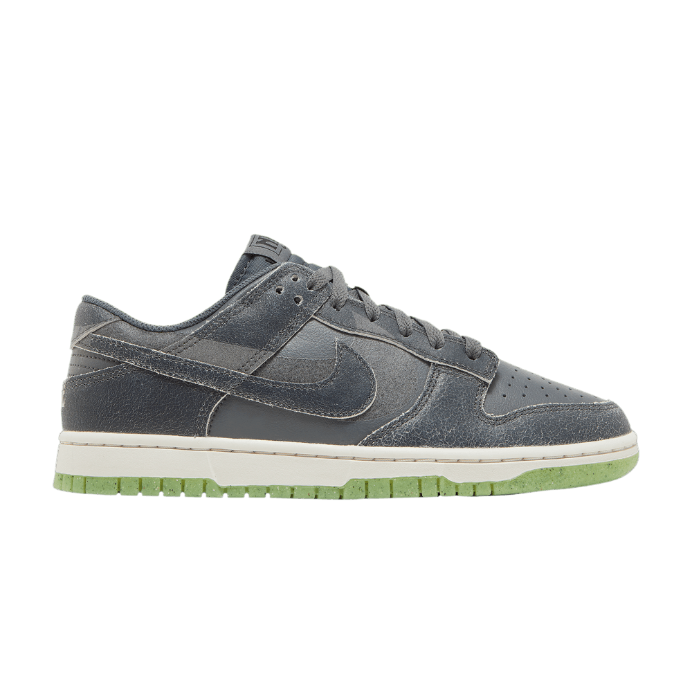 Dunk Low SE 'Halloween - Cauldron'