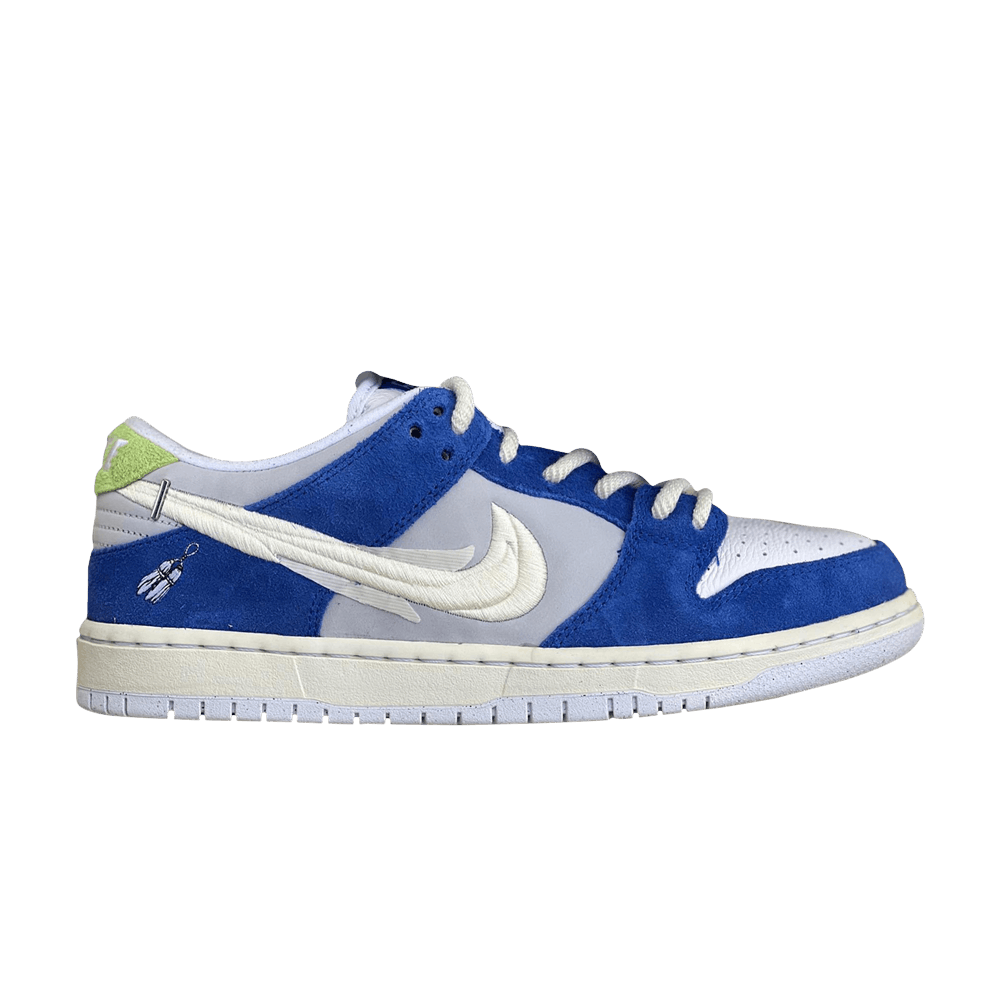 Nike SB Dunk Low Pro Fly Streetwear
