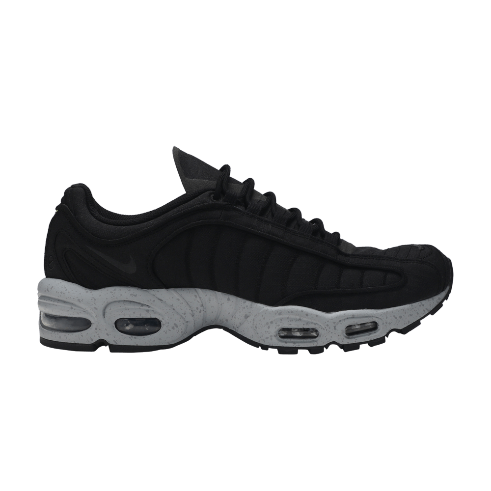 nike tailwind iv black