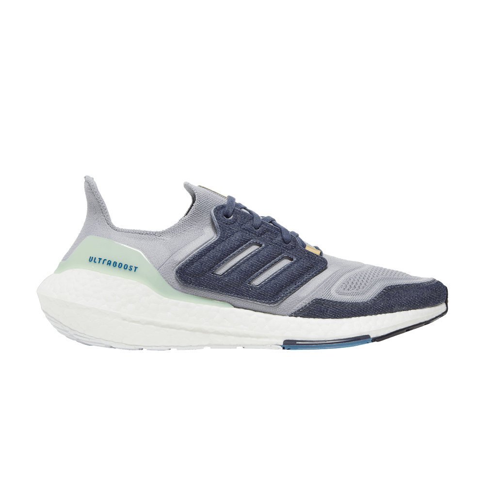 adidas UltraBoost 22 'Halo Silver'