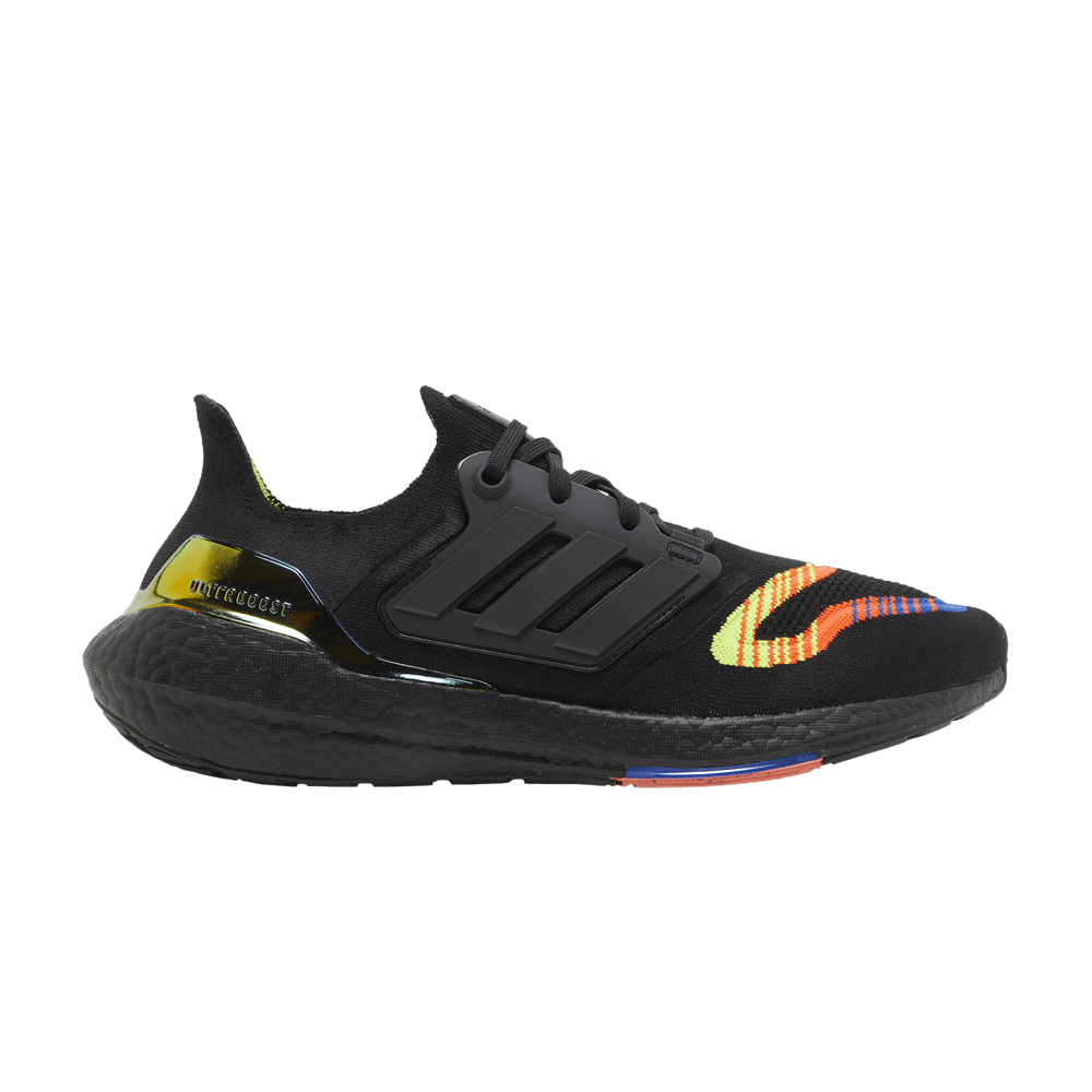 adidas UltraBoost 22 'Linear Energy Black'