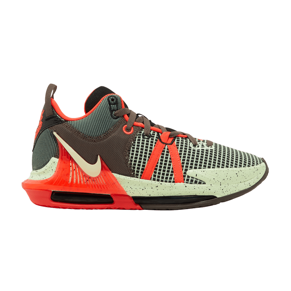 Nike LeBron Witness 7 'Bright Crimson Alligator'