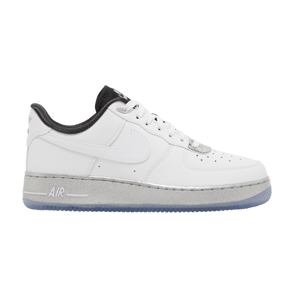 Nike Wmns Air Force 1 07 SE 'Chrome Pack - White'