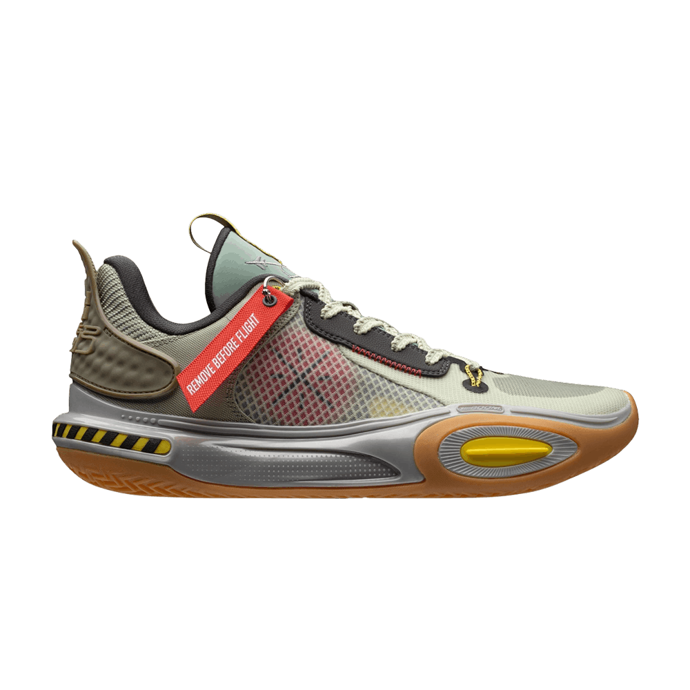 Li-Ning Wade All City 11 'Caution'