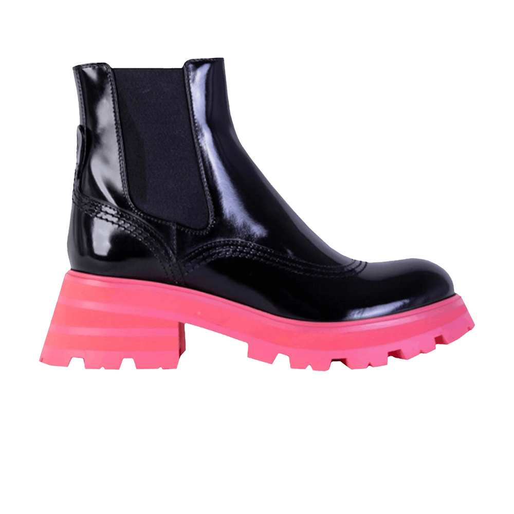 Alexander McQueen Wmns Wander Chelsea Boot 'Black Pink'