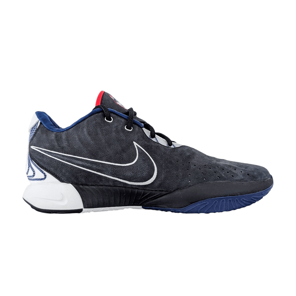 Nike LeBron 21 'UCONN Alternate' PE