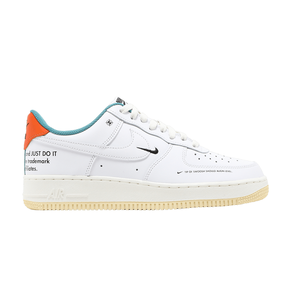 Nike Air Force 1 '07 LE 'Starfish'