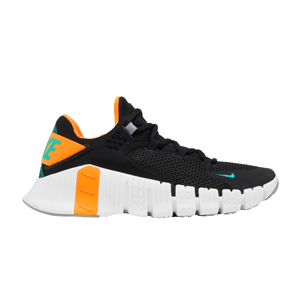 Free Metcon 4 'Black Total Orange Emerald'