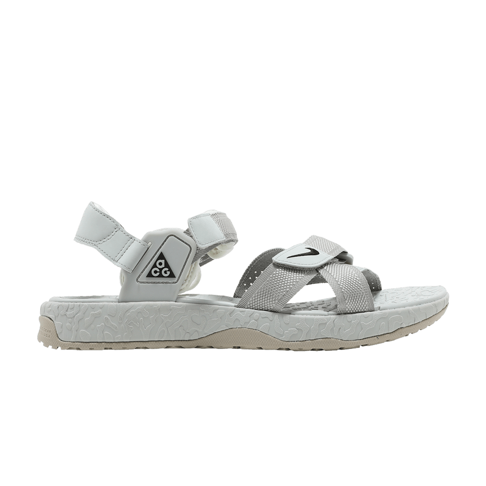 nike acg cream