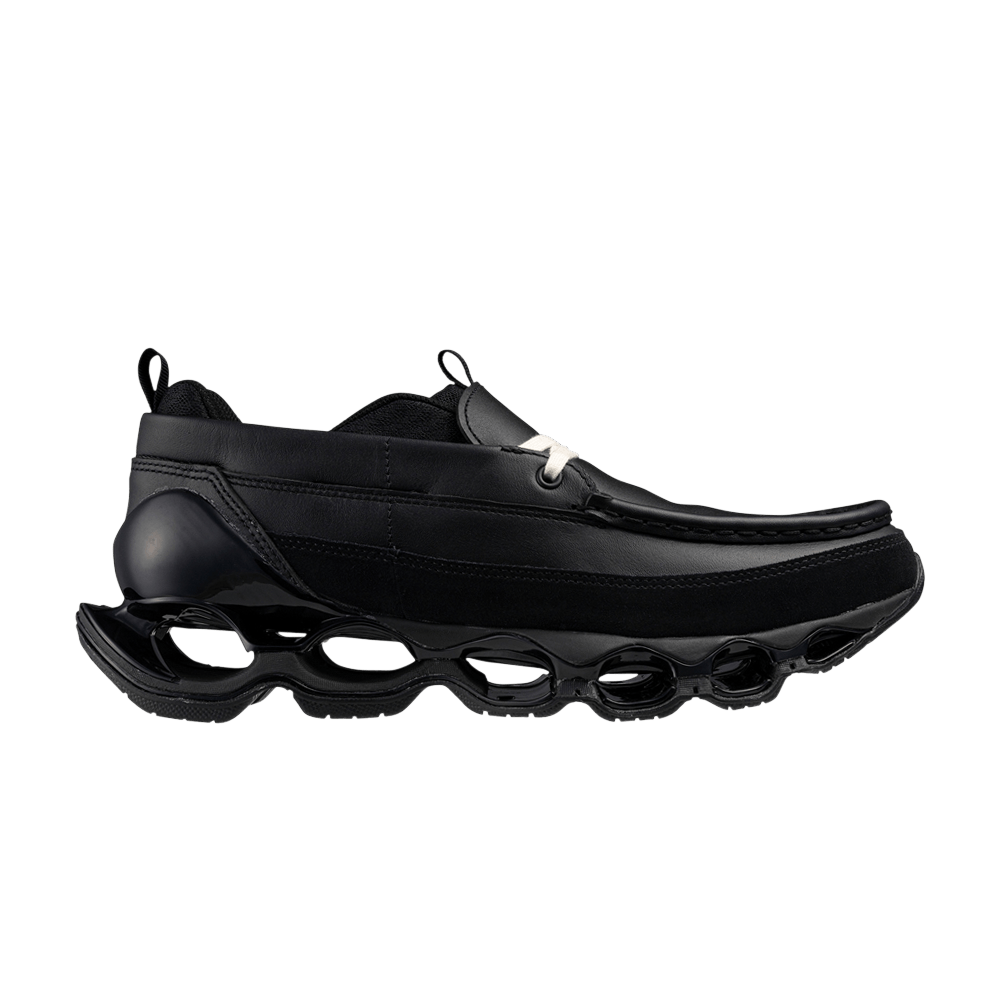 Mizuno - Wave Prophecy Moc GTX Sneaker in Triple Black