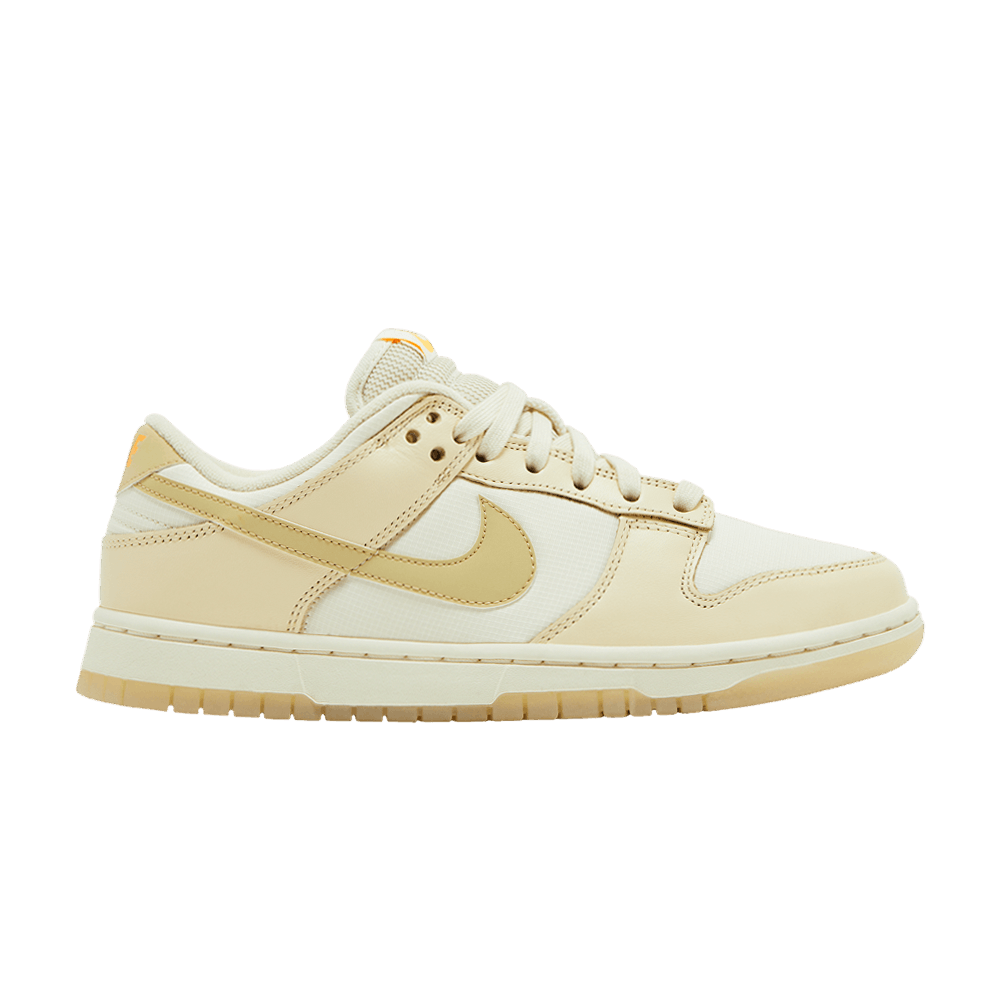 Nike Wmns Dunk Low 'Muslin Team Gold'