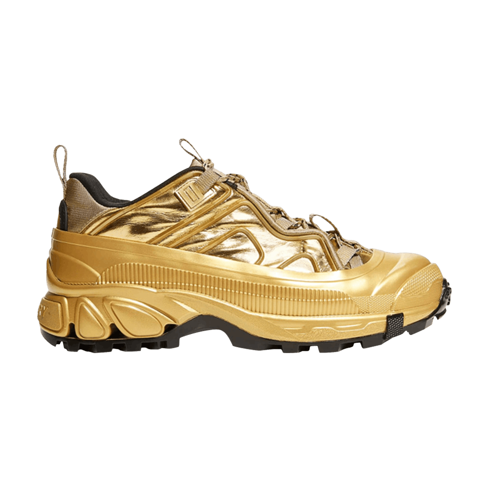 Burberry Arthur 'Gold'