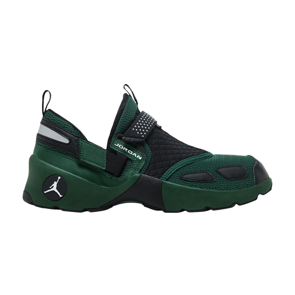 Air Jordan Wmns Jordan Trunner LX 'Fir Green'