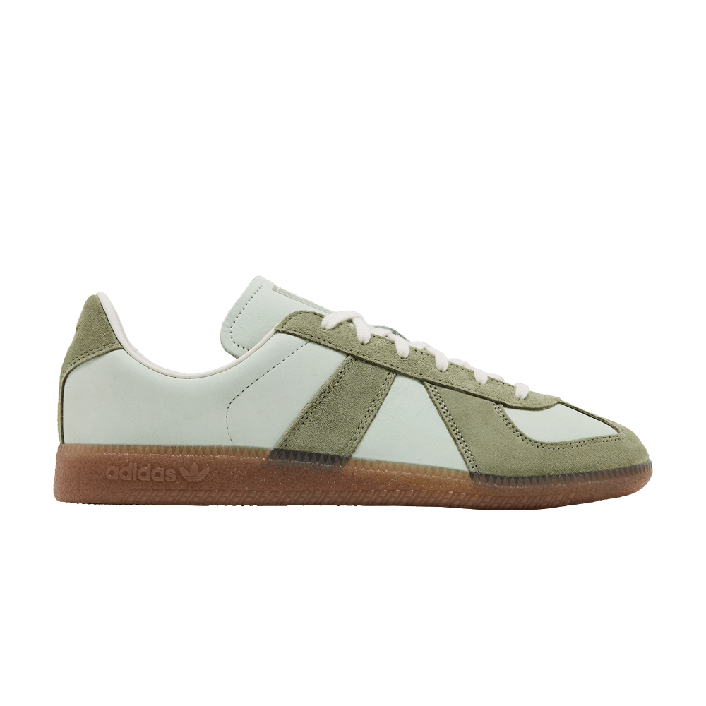 adidas gazelle silver green womens adidas Avryn Boost