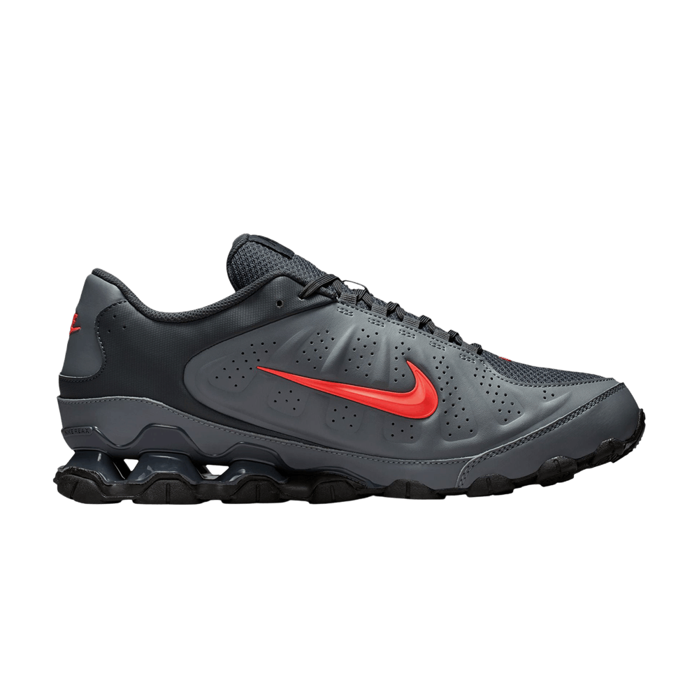 Nike Reax 8 TR 'Smoke Grey Bright Crimson Black'