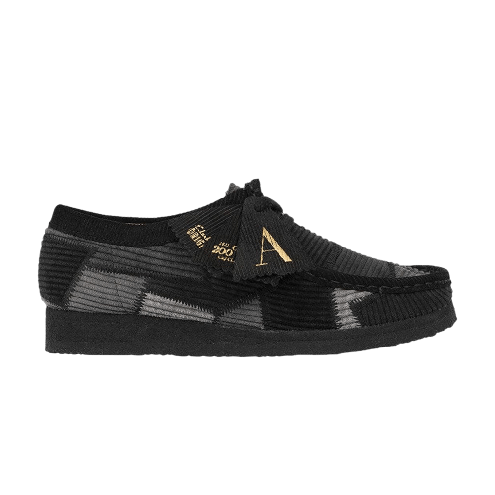 Buy Supreme x Clarks Wallabee 'Black Bandana' - 261 42426 | GOAT