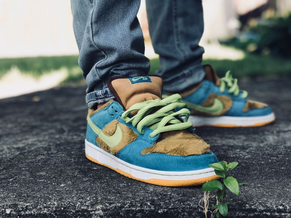 dunk high premium sb three bears