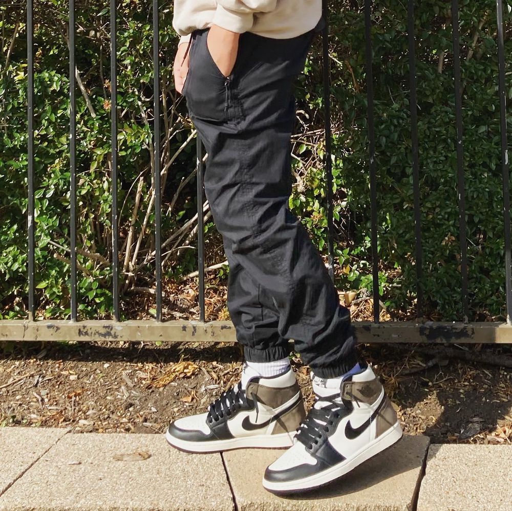 mens air jordan retro 1 high og black mocha