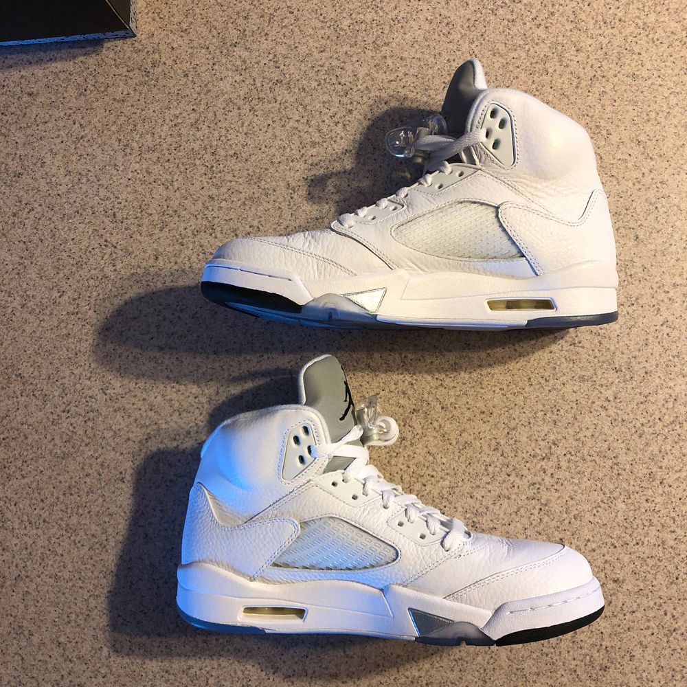 jordan 5 retro metallic white